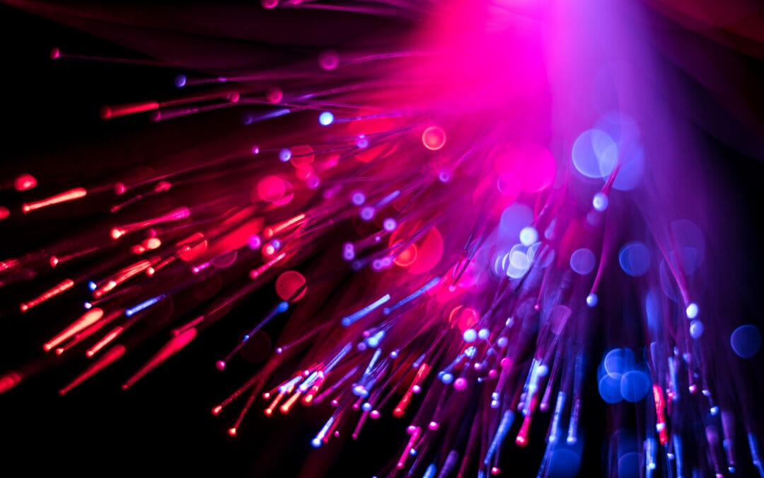 Metrotel expandirá fibra óptica en Argentina con financiación de BID Invest